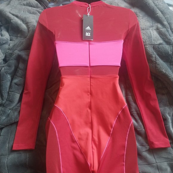 Adidas X Ivy Park Catsuit activewear from the Heart Collection - Picture 5 of 6